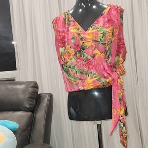 NWT SZ L cupcakes & cashmere Tropical Pink Wrap Blouse